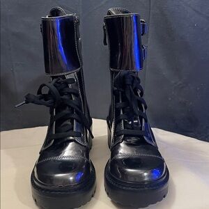 DKNY Womens Bart Metallic Gunmetal Double Buckle Strap Back Pull Tab Boot Size 6